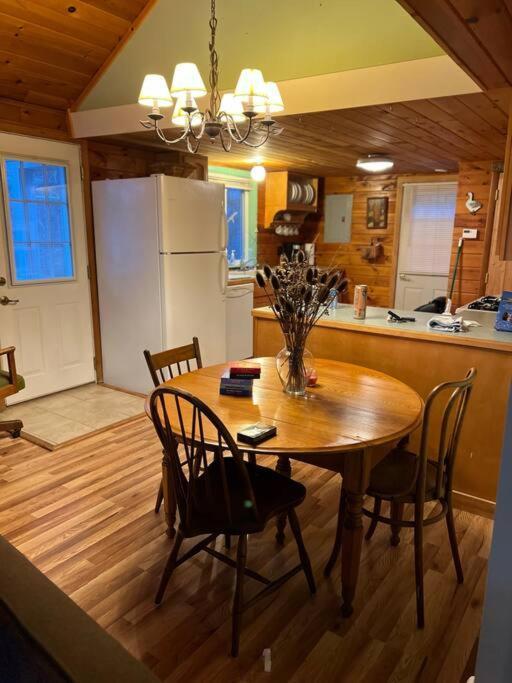 Country Cottage Penn Yan Buitenkant foto